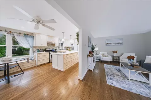 Entry Way - 947 Copperkettle Rd, Webster, NY 14580 photo 1 of 8