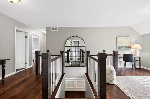 Entry Way - Undisclosed, Irondequoit, NY 14617 photo 4 of 7