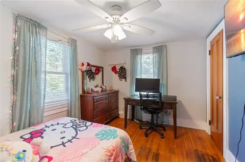 Bedroom - 235 Wildmere Rd, Irondequoit, NY 14617 photo 7 of 8
