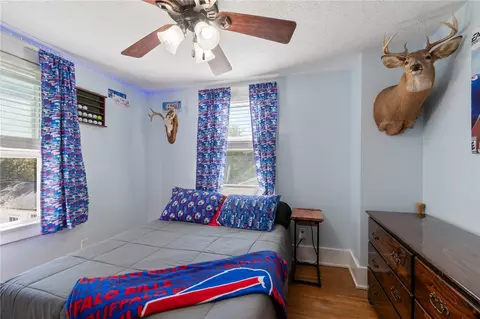Bedroom - 235 Wildmere Rd, Irondequoit, NY 14617 photo 5 of 8