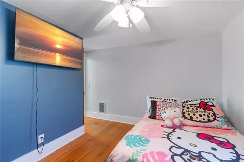 Bedroom - 235 Wildmere Rd, Irondequoit, NY 14617 photo 8 of 8