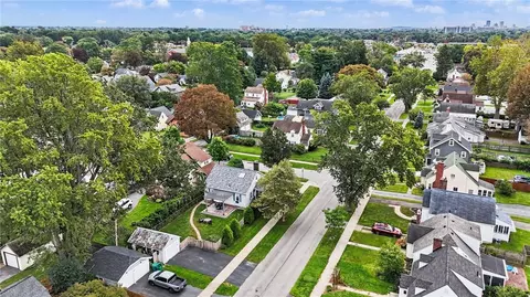 View/Area - 4 Chimayo Rd, Irondequoit, NY 14617 photo 5 of 5