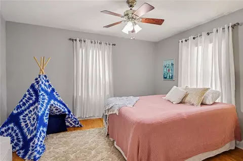 Bedroom - 4 Chimayo Rd, Irondequoit, NY 14617 photo 5 of 6