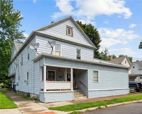 526 W 2nd St, Elmira, NY 14901