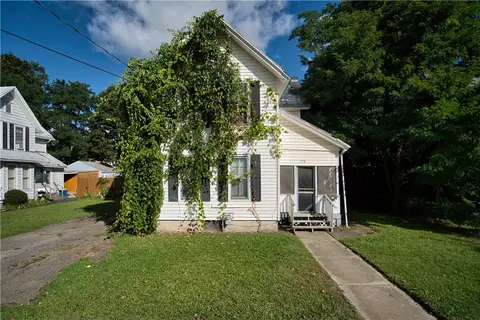 370 Baty St, Elmira, NY 14904