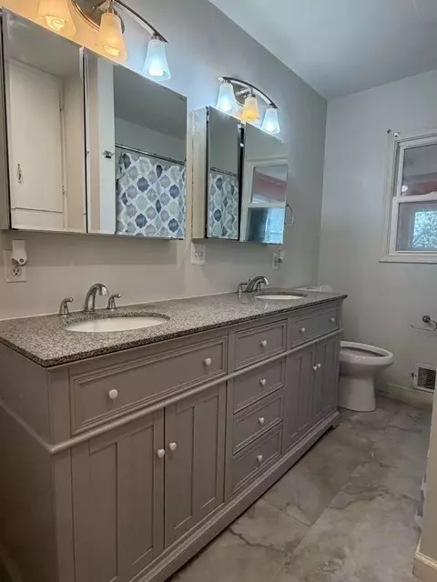 Bath - 23 Broderick Dr, Irondequoit, NY 14622 photo 1 of 4