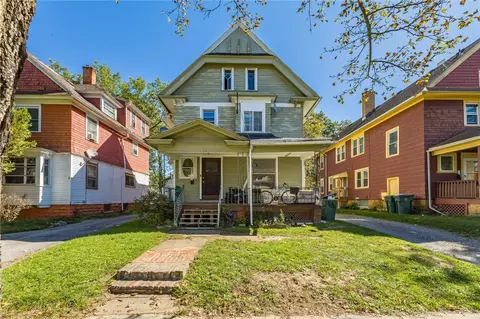 200 Warwick Ave, Rochester, NY 14611