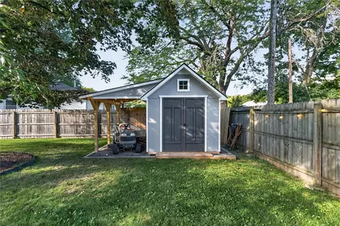 Exterior - 200 Brower Rd, Irondequoit, NY 14622 photo 10 of 10