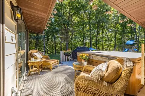 Exterior - 546 Crest Cir, Webster, NY 14580 photo 11 of 15