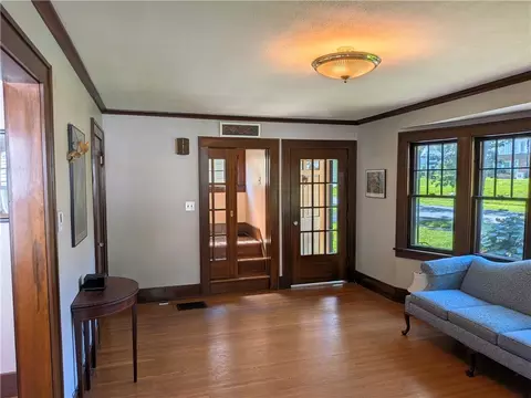 Entry Way - 34 Lafayette Rd, Irondequoit, NY 14609 photo 3 of 4