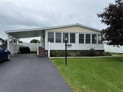 6411 Bambi Dr, Victor, NY 14564