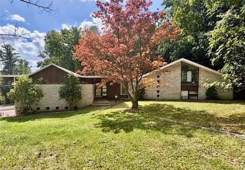 771 Larchmont Rd, Elmira, NY 14905