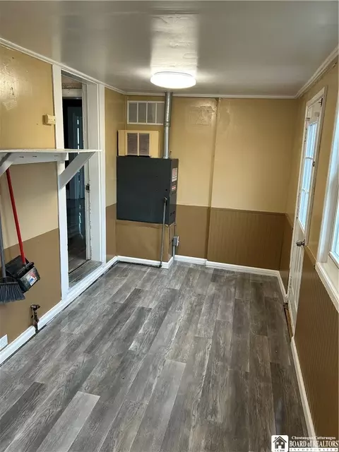 Entry Way - 83 W 2nd St, Dunkirk, NY 14048 photo 1 of 2
