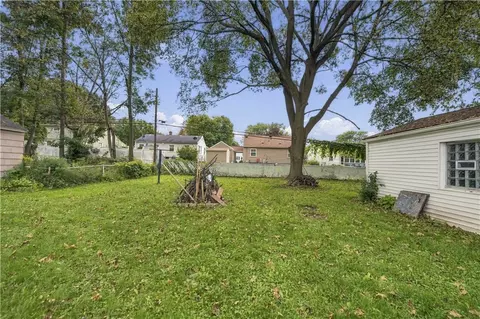 Exterior - 237 Bancroft Dr, Greece, NY 14616 photo 4 of 5
