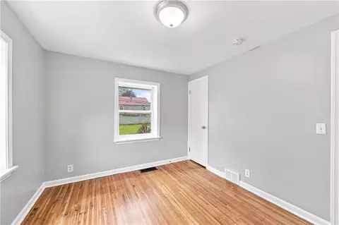 Bedroom - 237 Bancroft Dr, Greece, NY 14616 photo 4 of 4