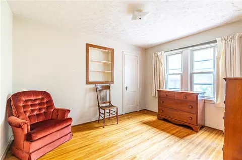 Bedroom - 909 Whitlock Rd, Irondequoit, NY 14609 photo 1 of 7