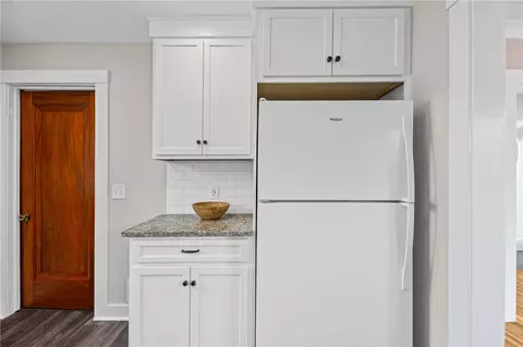 Kitchen - 68 Thornton Rd, Irondequoit, NY 14617 photo 4 of 6