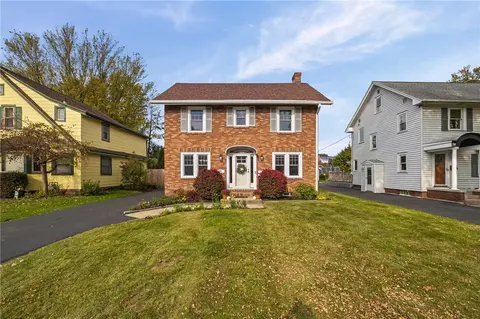 Exterior - 68 Thornton Rd, Irondequoit, NY 14617 photo 11 of 14