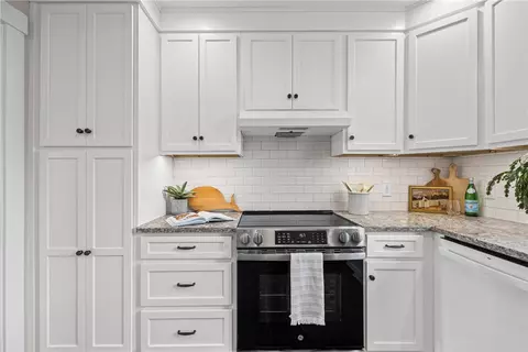 Kitchen - 68 Thornton Rd, Irondequoit, NY 14617 photo 5 of 6