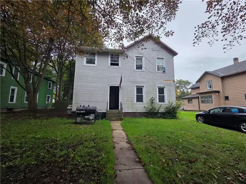 360 Diven Ave, Elmira, NY 14901