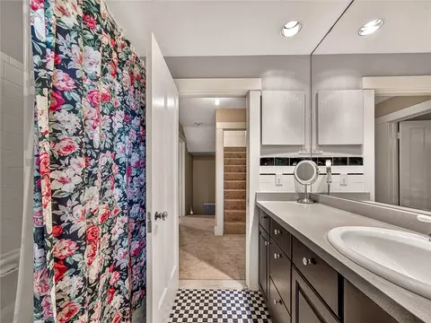 Bath - 24 Couchman Ave, Irondequoit, NY 14617 photo 3 of 4