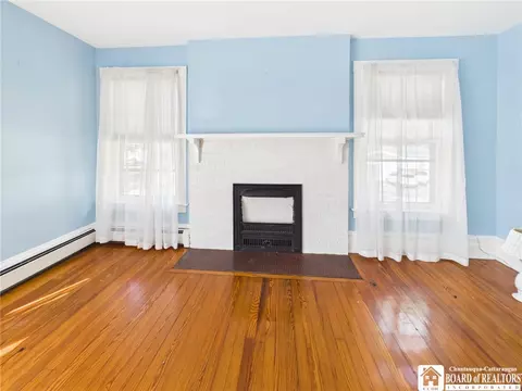 Living - 768 Main St, Olean, NY 14760 photo 5 of 6