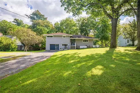 166 Moseley Rd, Perinton, NY 14450