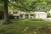 141 Ledgerock Ln, Rochester, NY 14618