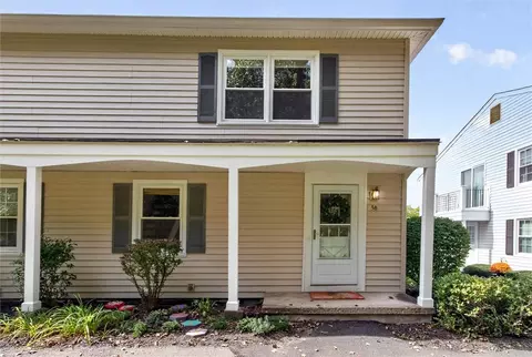 38 Falcon Ln E, Perinton, NY 14450