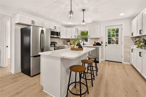 Kitchen - 787 Dewitt Rd, Webster, NY 14580 photo 2 of 7