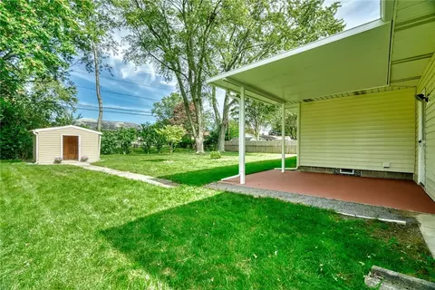 Exterior - 82 Woolacott Rd, Irondequoit, NY 14617 photo 2 of 8