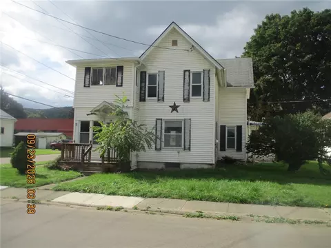 14 Elm St, Canisteo, NY 14823