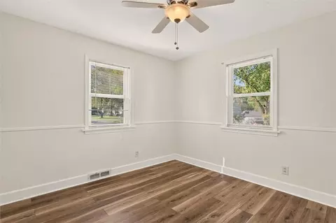 Bedroom - 313 Washington Ave, Irondequoit, NY 14617 photo 4 of 9