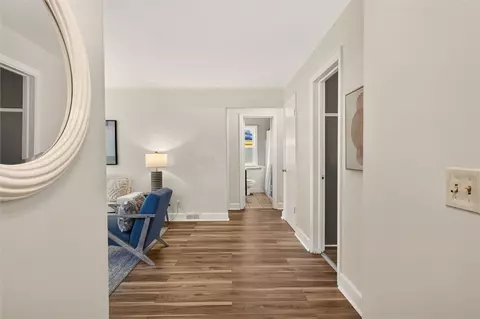 Entry Way - 313 Washington Ave, Irondequoit, NY 14617 photo 2 of 5