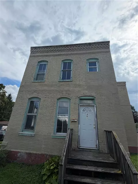 461 Franklin St, Elmira, NY 14904