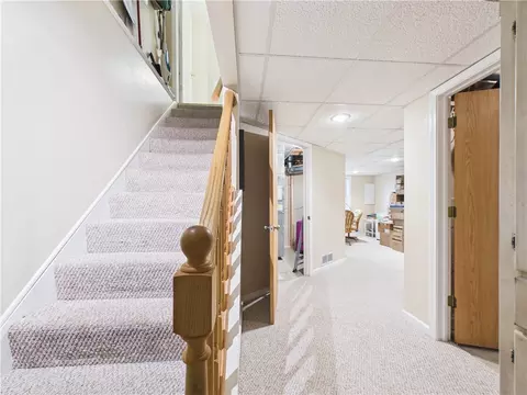 Entry Way - 672 Neros, Webster, NY 14580 photo 2 of 10
