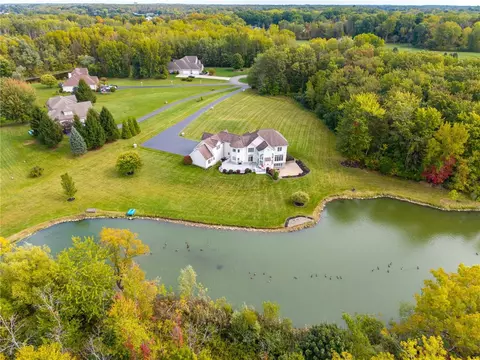 View/Area - 51 Stablegate Dr, Webster, NY 14580 photo 3 of 5