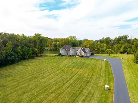 View/Area - 51 Stablegate Dr, Webster, NY 14580 photo 5 of 5