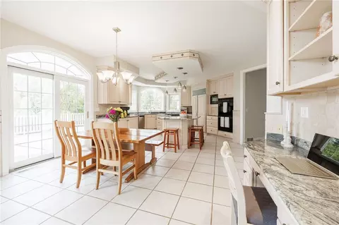 Kitchen - 51 Stablegate Dr, Webster, NY 14580 photo 2 of 3