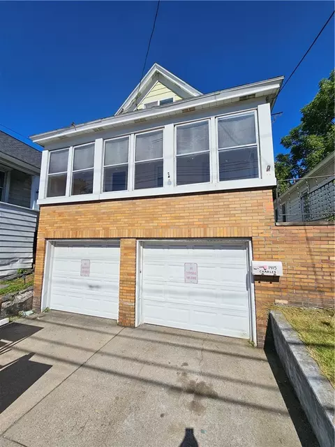 1415 Burnet Ave, Syracuse, NY 13206