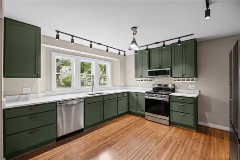 Kitchen - 76 Eastview Ave, Irondequoit, NY 14609 photo 3 of 4