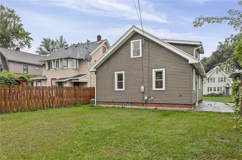 Exterior - 76 Eastview Ave, Irondequoit, NY 14609 photo 4 of 10