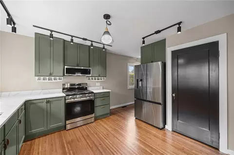 Kitchen - 76 Eastview Ave, Irondequoit, NY 14609 photo 2 of 4