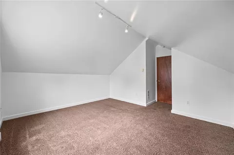 Bedroom - 76 Eastview Ave, Irondequoit, NY 14609 photo 8 of 8