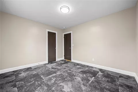 Bedroom - 76 Eastview Ave, Irondequoit, NY 14609 photo 4 of 8