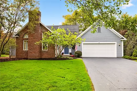 31 Rock Crk, Pittsford, NY 14534