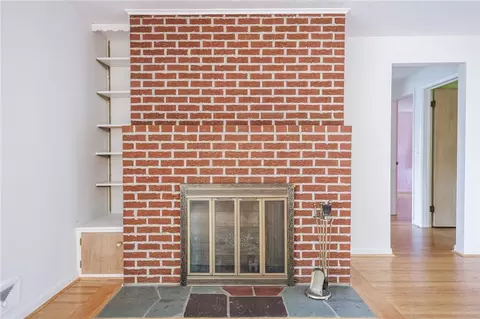 Living - 106 Pine Tree Ln, Irondequoit, NY 14617 photo 5 of 8