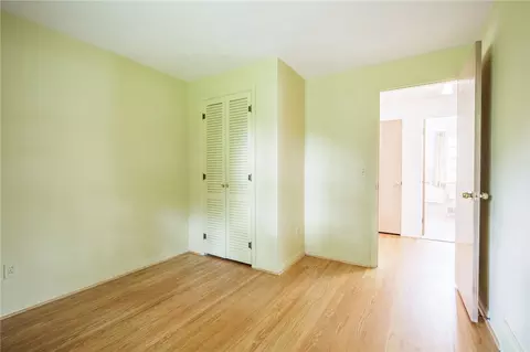 Bedroom - 106 Pine Tree Ln, Irondequoit, NY 14617 photo 5 of 5