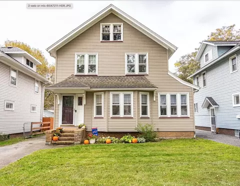 215 Laurelton Rd, Irondequoit, NY 14609