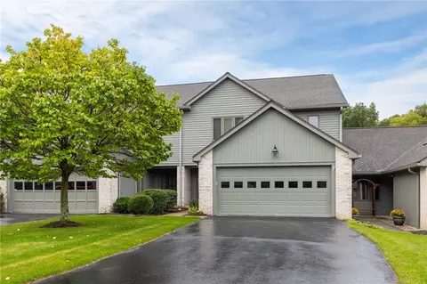 3 Woodbury Way, Perinton, NY 14450